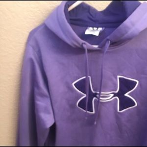 Under Armour sweatshirt/hoodie